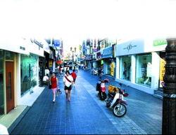 旅行社(she)產品層(ceng)出(chu)不(bu)窮(qiong) 遊(you)客(ke)旅途更加快(kuai)樂